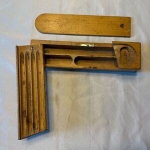 Vintage wooden swivel drafting or pencil box - Brown